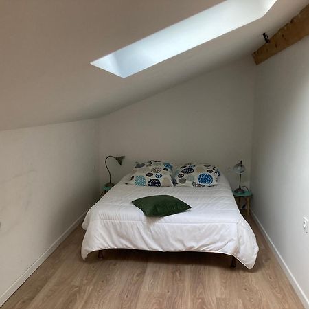Maison De Campagne A La Ville ヴィルヌーヴ・シュル・ロット エクステリア 写真